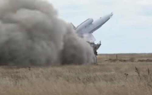 Cena de filmagem de um TU-141 do exército ucraniano
