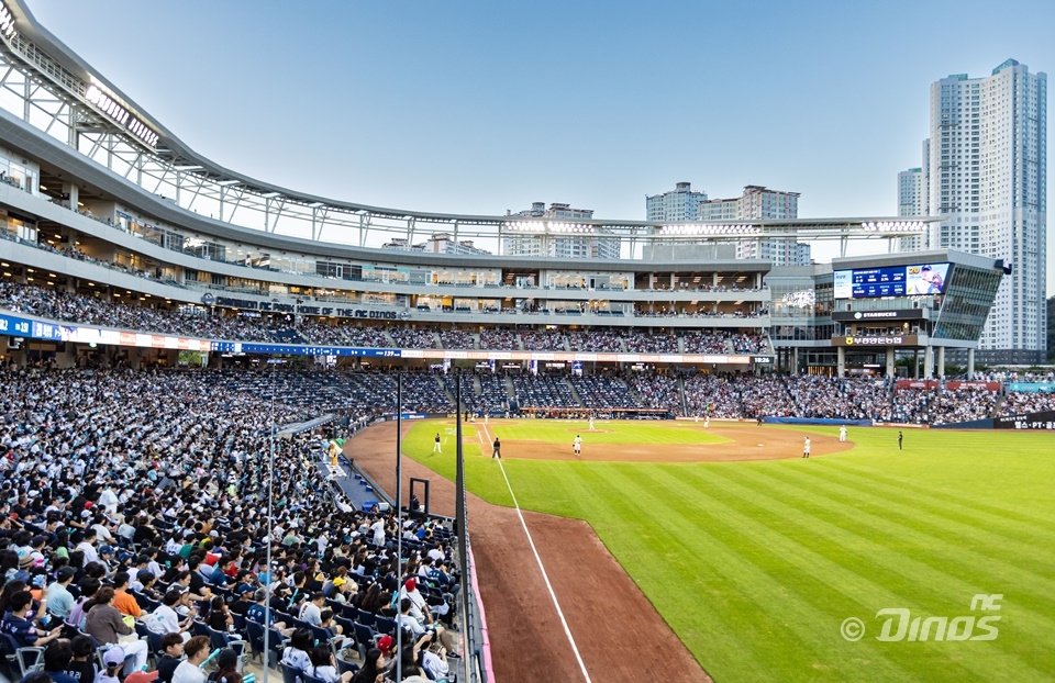 9일 매진된 창원NC파크