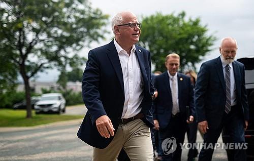 팀 월즈 미네소타주 주지사