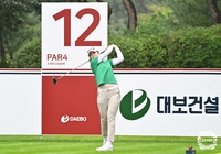 장수연, 비로 차질 빚은 KLPGA 대보 하우스디 오픈 1R 4언더파