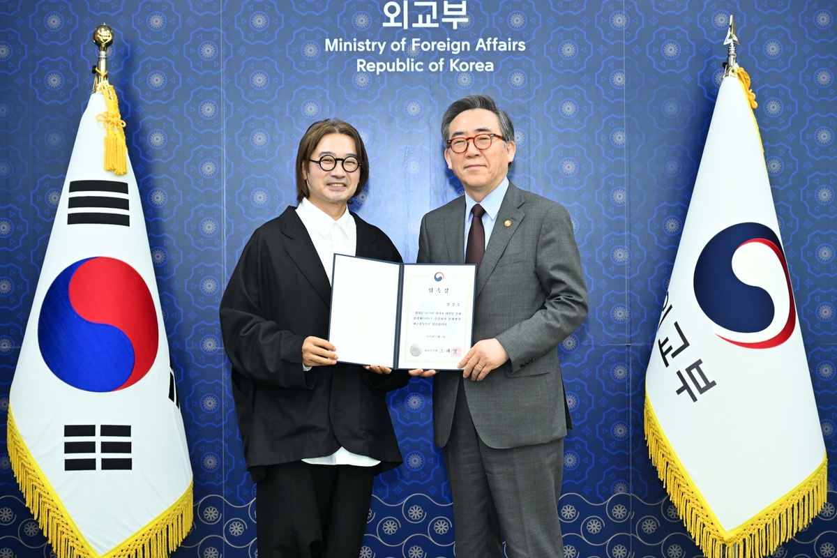 경주 APEC 정상회의 문화행사 예술감독에 양정웅 연출가