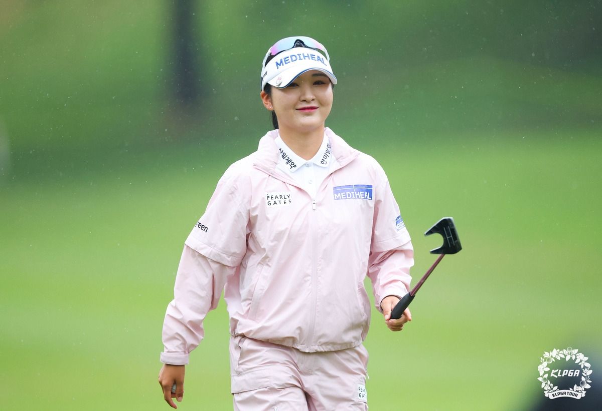 이예원, KLPGA NH투자증권 챔피언십 2R도 선두…시즌 2승 눈앞
