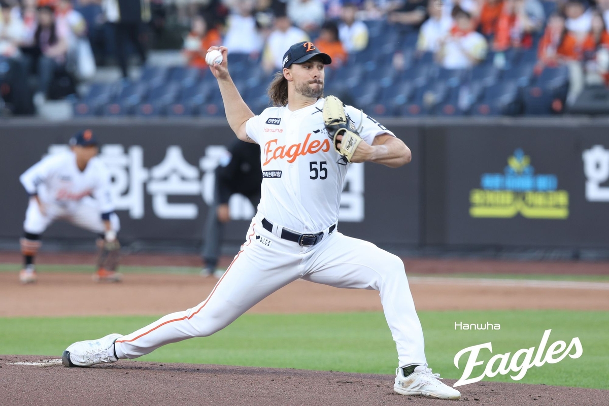 와이스 7이닝 10K 무실점 역투…한화, 두산에 6-2 승리