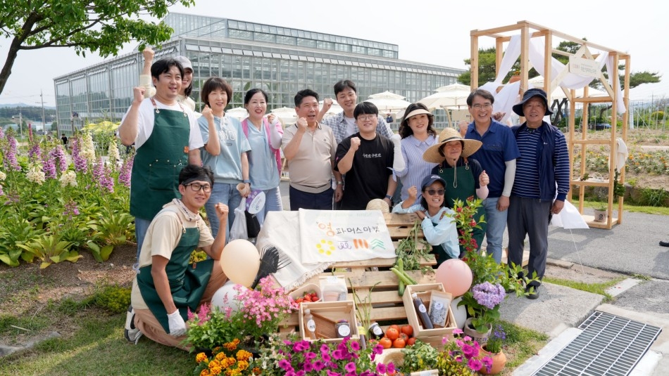영파머스마켓에 참여한 지역 농업인들