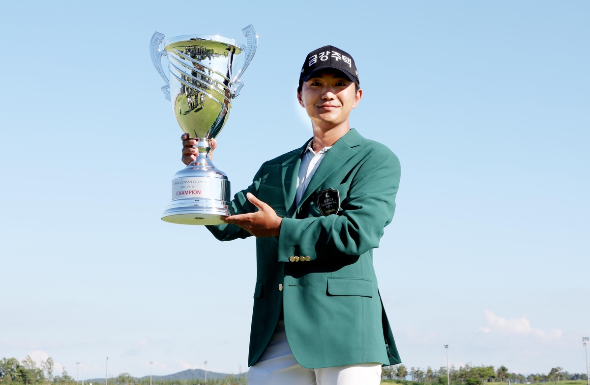 옥태훈, 군산CC 오픈 제패하며 2연승…KPGA 투어 시즌 2승 선착