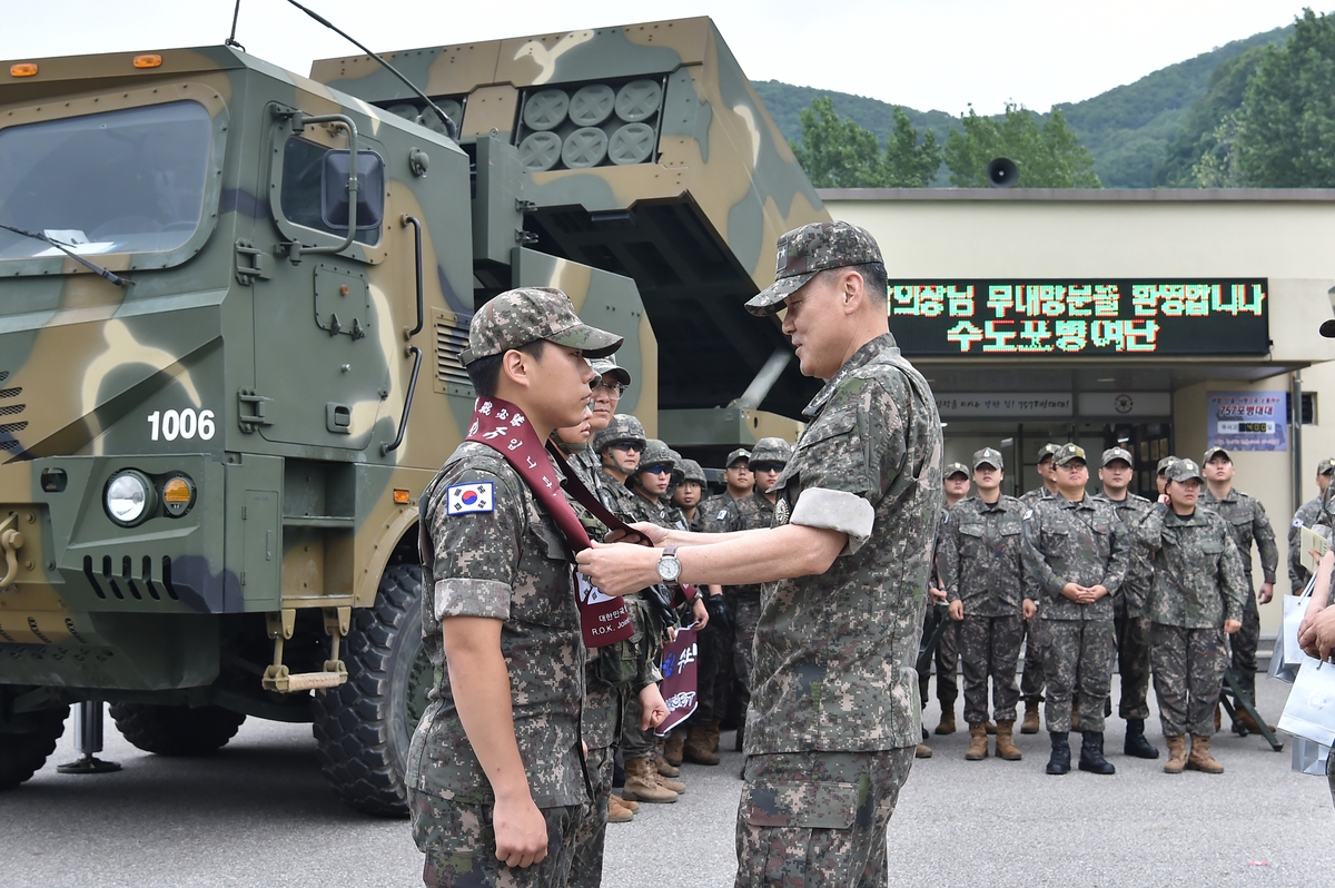 합참의장, 수도포병여단 화력 대비태세 점검
