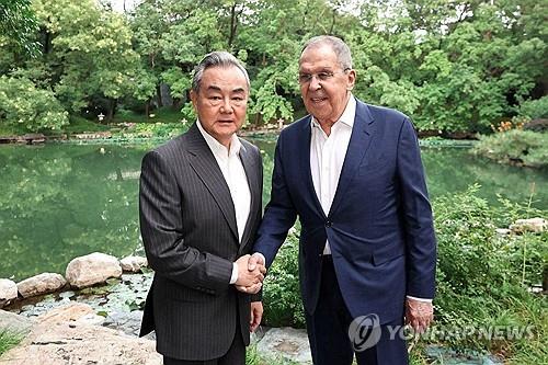 중러 외교수장, 대미관계·우크라 현안 논의