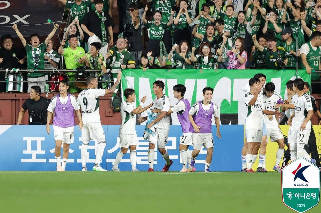 K리그1 전북, 기성용 이적신고 포항에 3-2 역전승……
