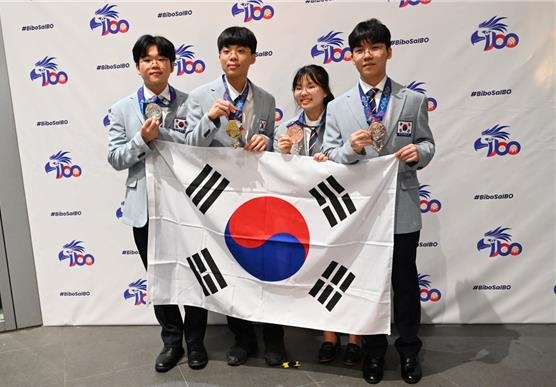 한국, 국제생물올림피아드서 금1·은2·동1…전원 메달