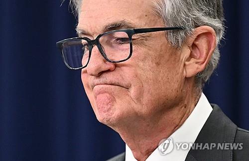 연준 파월 의장 "현 금리 수준 적절…美 경제 발목 잡…