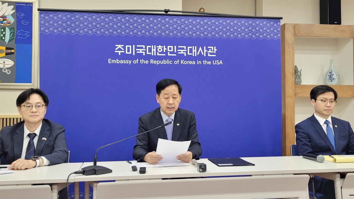 협상단 "관세·비관세 美압박 계속될 것…시장 다변화 등…