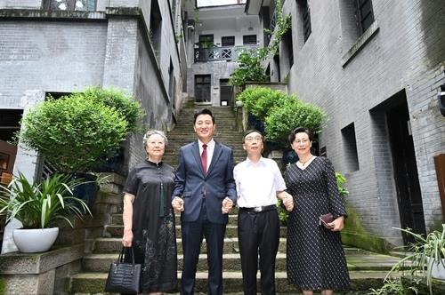 서울 찾은 해외거주 독립유공자 후손…오세훈, 1년전 약속 지켜