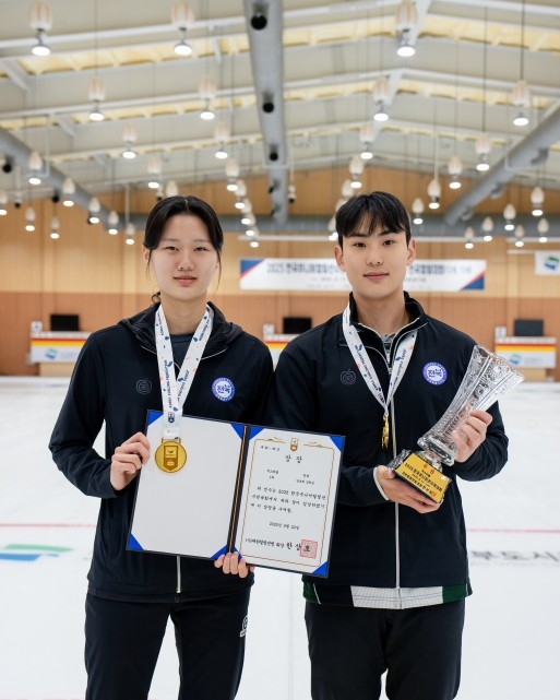 전북도청 강보배, 한국주니어컬링선수권 믹스더블·단체전 우승