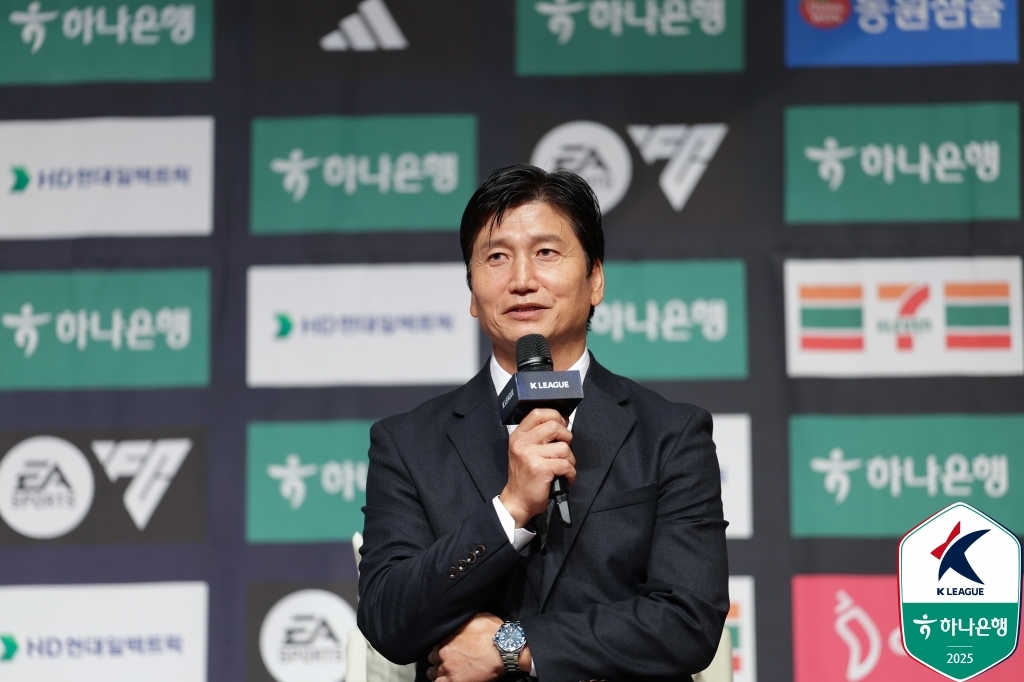 정정용 김천 상무 감독