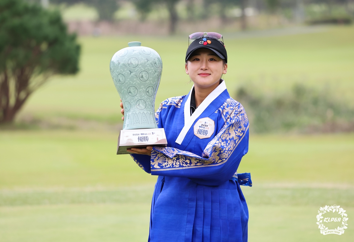 중국 리슈잉, KLPGA 정규 투어서 10년 만에 외국 선수 우승(종합)