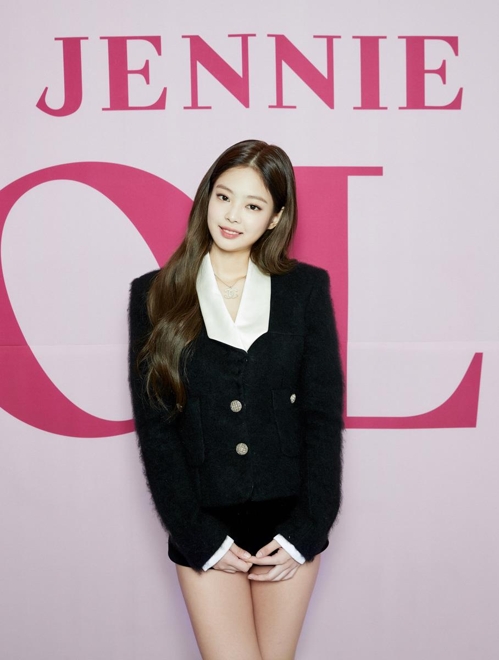 La cantante Jennie de BLACKPINK encabeza los listados de iTunes de 40 países con su título 'SOLO'