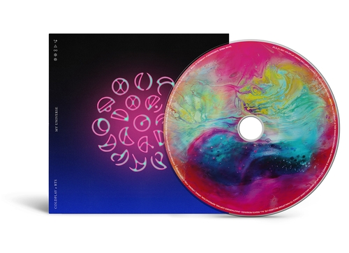 La imagen, proporcionada por Warner Music Korea, muestra el CD del sencillo "My Universe", una colaboración entre BTS y Coldplay. (Prohibida su reventa y archivo)