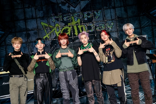 JYP presenta a la nueva banda masculina Xdinary Heroes