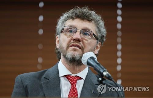 Un relator especial de la ONU insta a Seúl a reparar rápidamente su legado de violaciones de los DD. HH.
