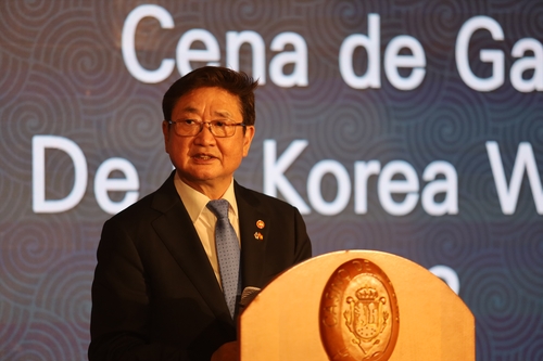 El ministro de Turismo surcoreano promueve la cultura coreana en España | AGENCIA DE NOTICIAS YONHAP El ministro de Turismo surcoreano promueve la cultura coreana en España | AGENCIA DE NOTICIAS YONHAP