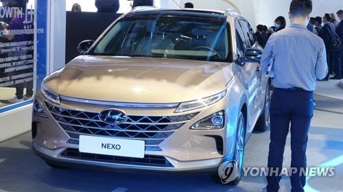 La foto de archivo muestra el Nexo, un vehículo eléctrico de pilas de combustible de hidrógeno de Hyundai Motor, exhibido, el 22 de abril de 2021, en el Salón del Automóvil de Shanghái.