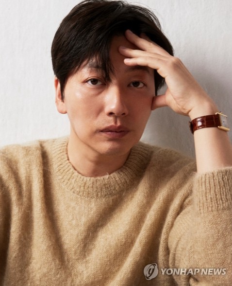 En esta foto de archivo, sin fechar, proporcionada por su agencia, Company On, se muestra al actor Lee Dong-hwi. (Prohibida su reventa y archivo)