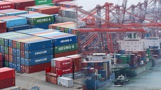 Hausse de 5,4% des exportations en juin mais déficit commercial record au S1