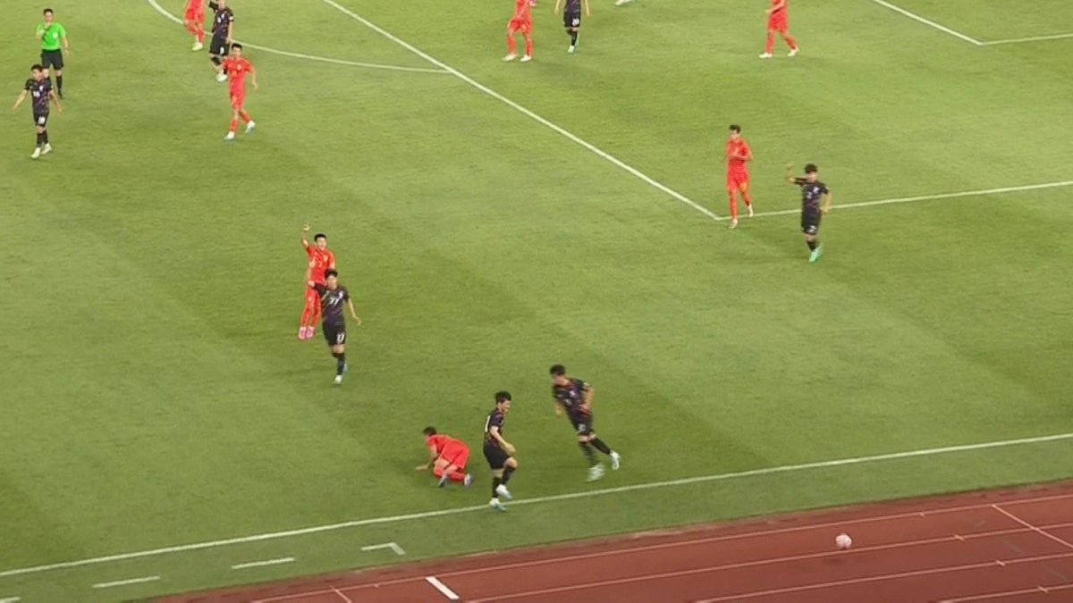 '소림 축구' 중국에 1승 1패…상처뿐인 원정 평가전
