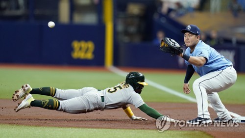 LEAD) Rays' Choi Ji-man blasts 1st homer of season, extends