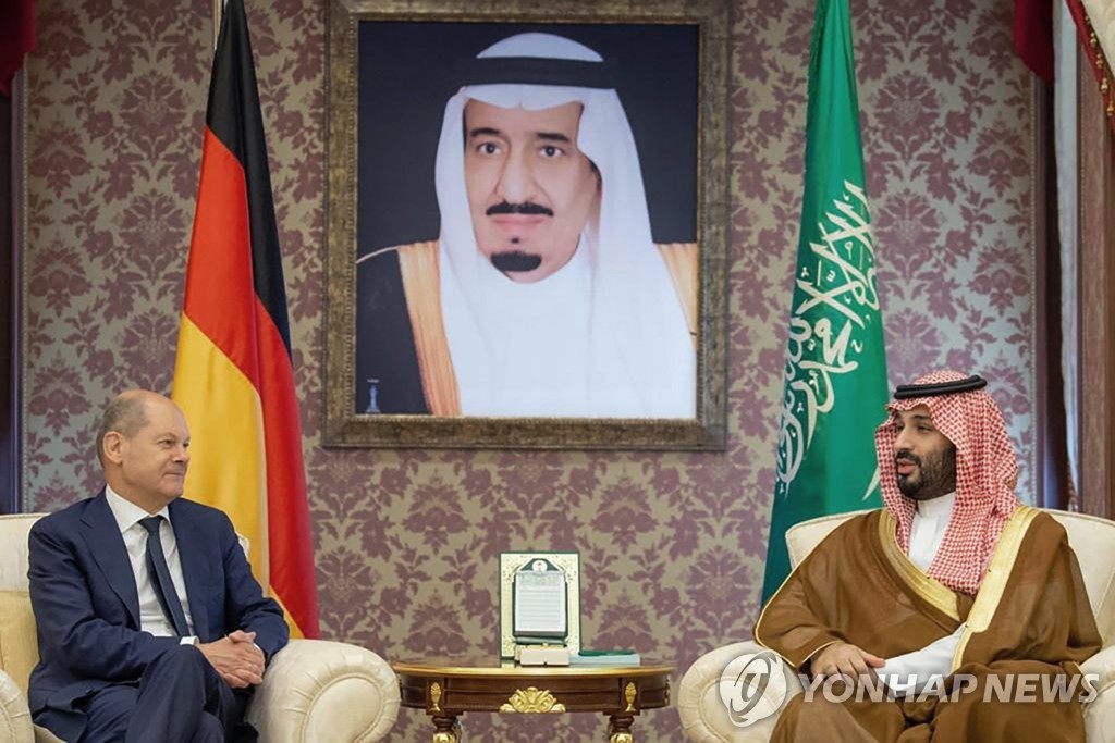 숄츠 독일 총리와 무함마드 사우디 왕세자