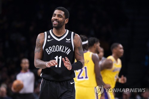'어빙 26점' NBA 브루클린, 원투펀치 빠진 레이커스 제압