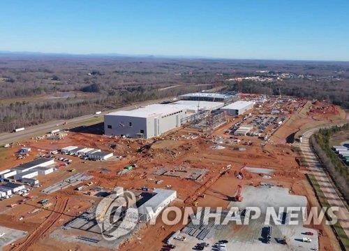 This photo provided by SK Innovation Co. on Aug. 28, 2020, shows the firm's factory for electric vehicle batteries under construction in the U.S. state of Georgia. (PHOTO NOT FOR SALE) (Yonhap) 