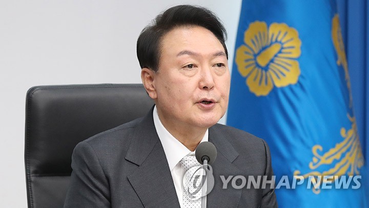 Yoon says meeting with party chiefs hinges on extra budget bill approval