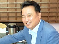 김영환 출산·육아수당 등 현금성 복지사업 일부 후퇴 논란