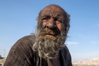 60년 안씻은 '세계에서 가장 더러운 사나이' 94세로 사망