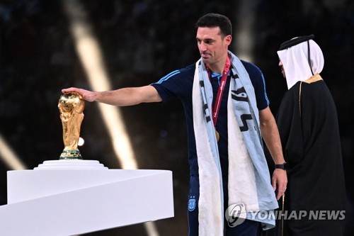 [월드컵] 아르헨티나 스칼로니 감독 "역사적인 순간, 즐기세요!"