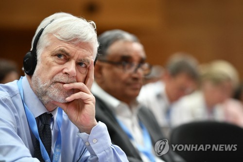 '기후재앙 대책' IPCC 새 수장에 英교수…"행성 존망 가를 위협"