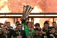 멕시코, 골드컵축구 통산 10번째 우승 위업…미국에 2-1 역전승