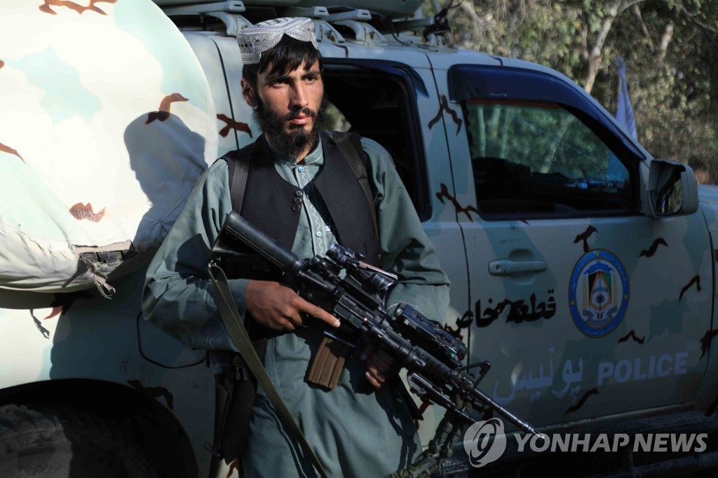 "아프간 카불 내 여러 지역에서 총격 보고"