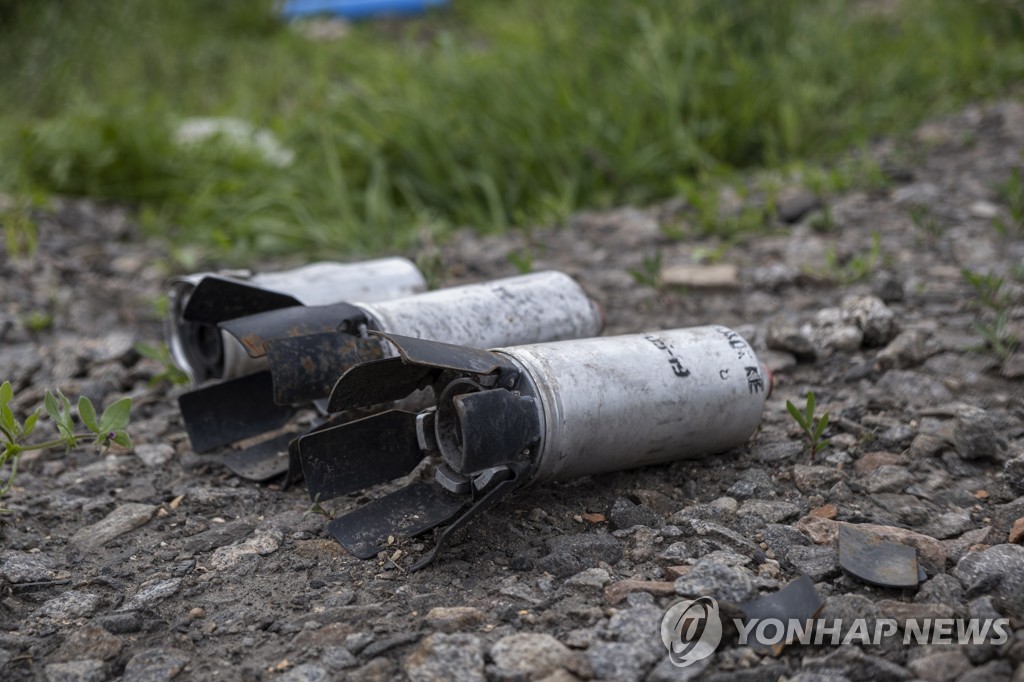 민간인 피해 우려 키우는 집속탄의 새끼폭탄