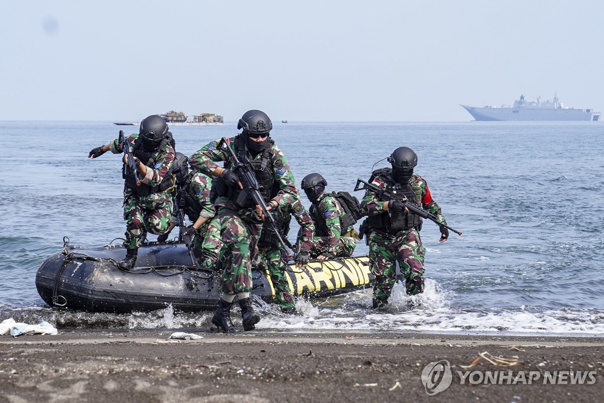 인도네시아 해병 상륙작전 훈련