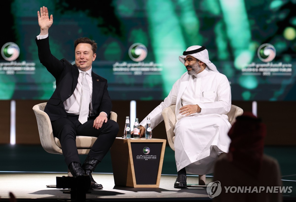 "머스크의 xAI, 사우디 AI 기업과 데이터센터 거래…