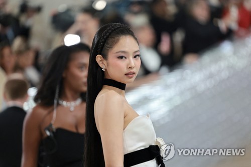 '배우 데뷔' 블랙핑크 제니, 칸영화제 레드카펫 밟는다