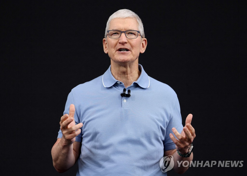 US-APPLE-UNVEILS-NEW-PRODUCTS-AT-ITS-WORLDWIDE-DEVELOPERS-CONFER