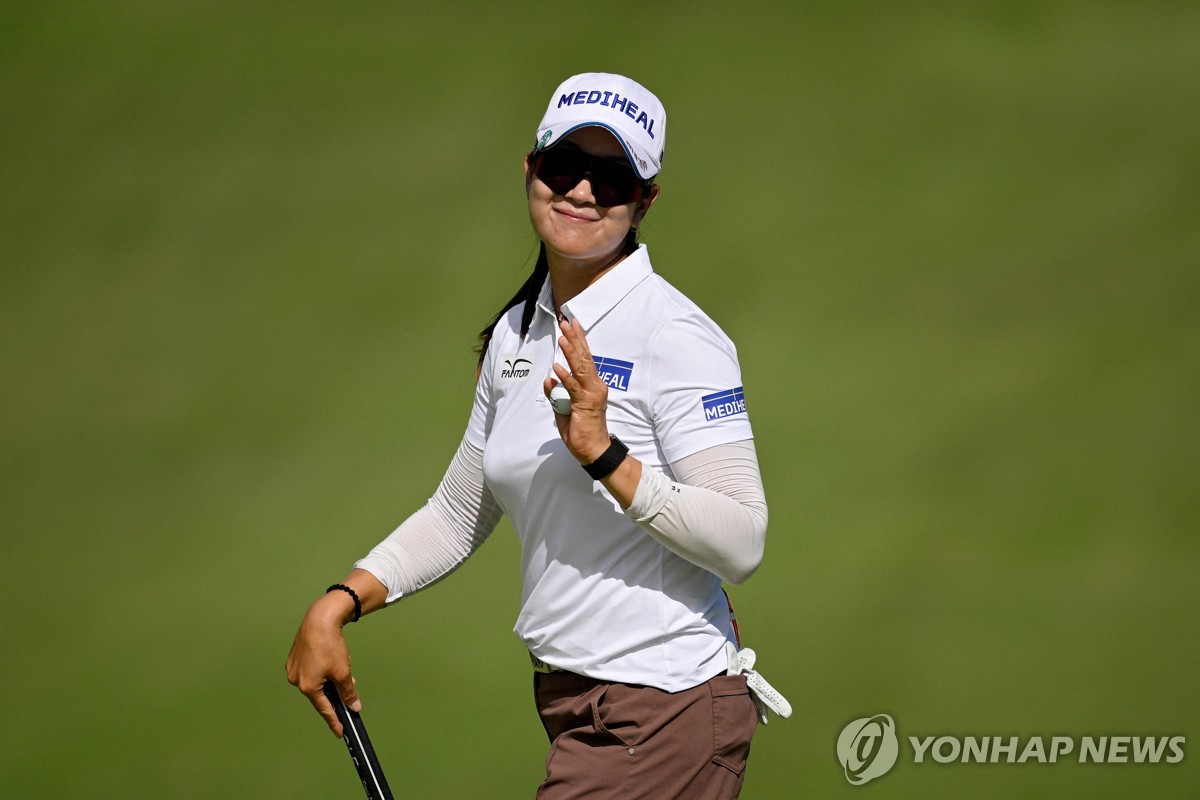 디펜딩 챔피언 김아림, LPGA 투어 롯데 챔피언십 1R 공동 5위(종합)