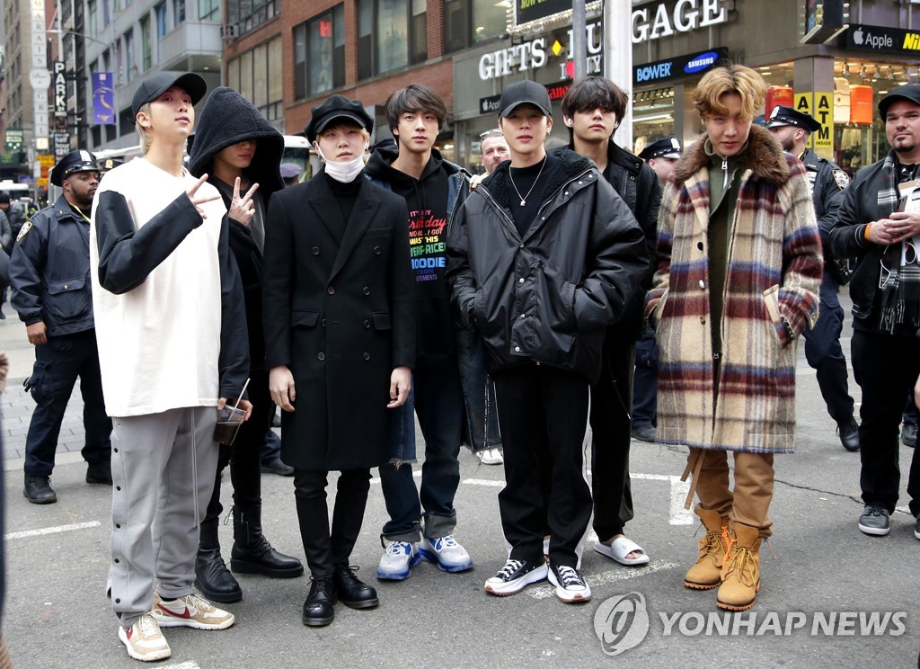 뉴욕 맨해튼을 찾은 그룹 방탄소년단(BTS)