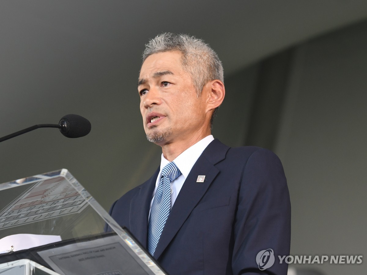 명예의 전당 연설서 이치로, 자기 안 찍은 기자에 저녁 초대 만료