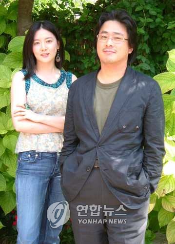 영화 '친절한 금자씨' 당시 빅찬욱 감독(오른쪽)과 이영애