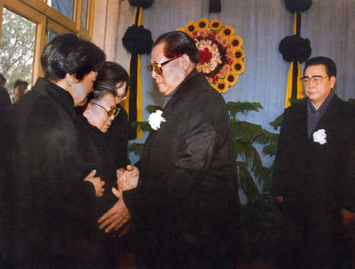 덩샤오핑 장례식 당시 장쩌민