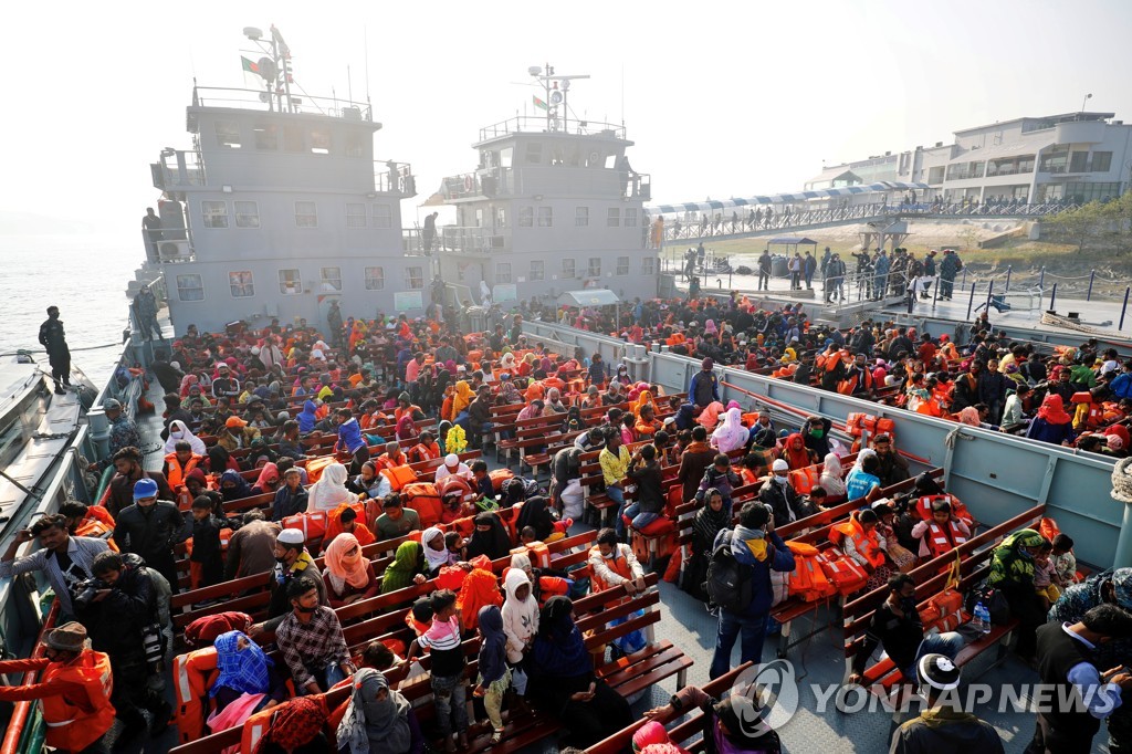 로힝야 난민 1천800명, 외딴섬 주거 시설로 추가 이주